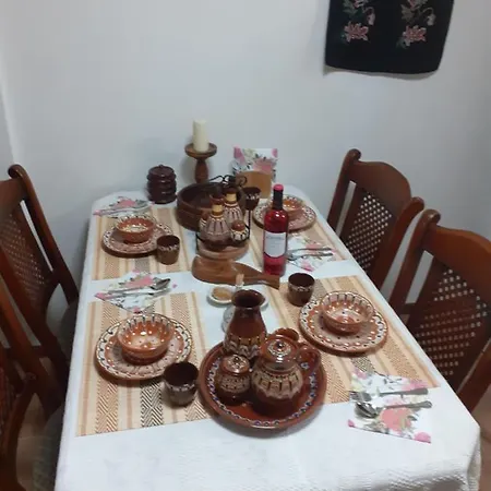 דירה Апартамент За Отдих Уют *